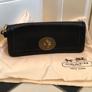 Coach leather clasp clutch